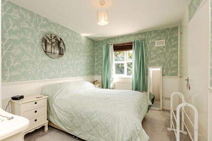 2 Bedroom End Of Terrace House For Sale In Brendon Grove, Bingham, Nottingham, Nottinghamshire, NG13