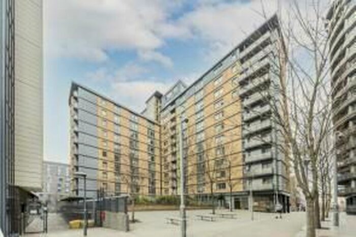 1 Bedroom Flat To Rent In Poulton Court, Victoria Road, North Acton, London, W3