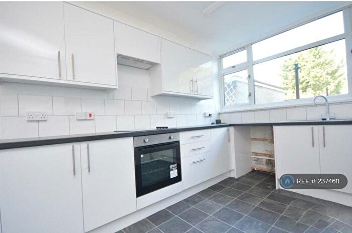 3 Bedroom Maisonette To Rent In Walpole Gardens, Norwich, NR2