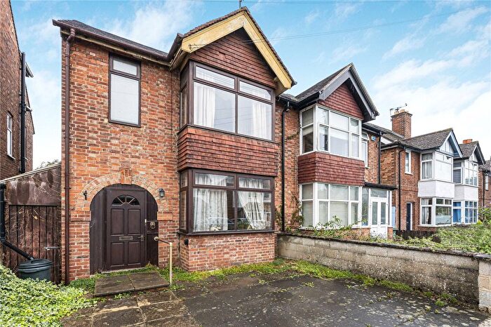 3 Bedroom Semi-Detached House For Sale In Wytham Street, Oxford, OX1