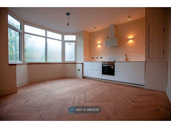 1 Bedroom Flat To Rent In Wilbraham Road, Manchester, M16