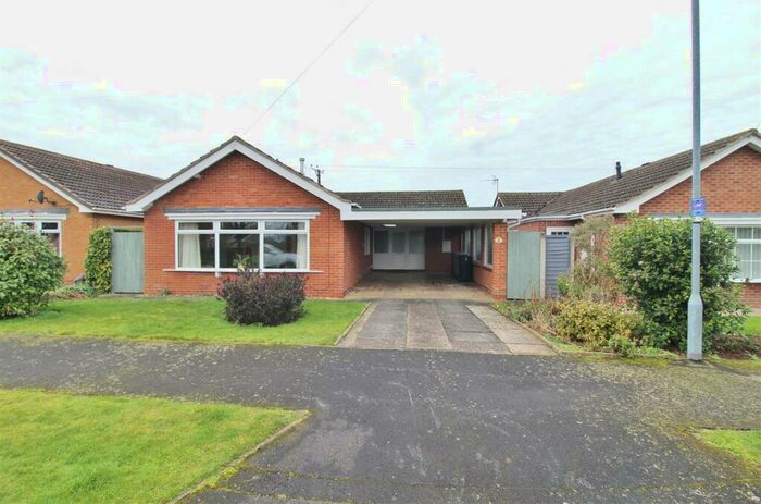 3 Bedroom Detached Bungalow For Sale In Elms View, Great Gonerby, NG31
