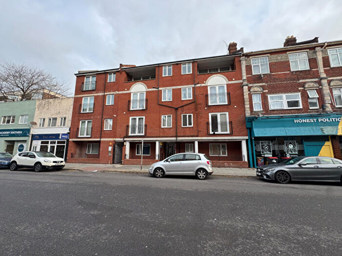 2 Bedroom Flat For Sale In Flat, - Elm Grove, Southsea, Hampshire, PO5