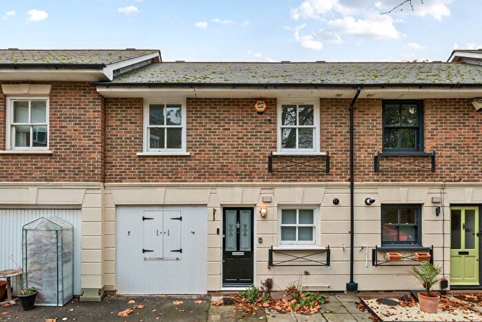 4 Bedroom House For Sale In Breakspears Mews, Brockley, London, SE4