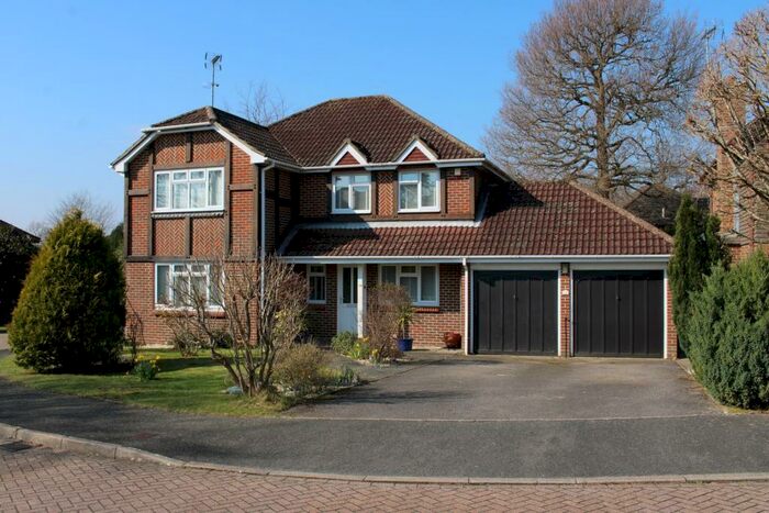 4 Bedroom Detached House To Rent In The Minnels, Hassocks, BN6