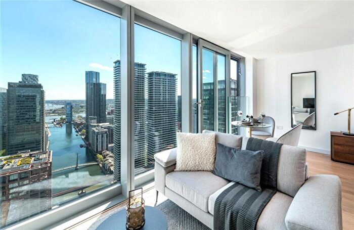 Apartment For Sale In Landmark Pinnacle, Marsh Wall, London, E14