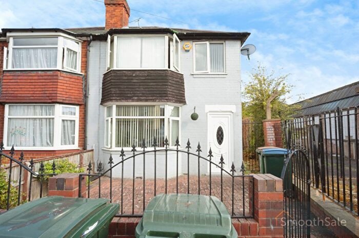 3 Bedroom Semi-Detached House For Sale In Carlton Road, Coventry, CV6