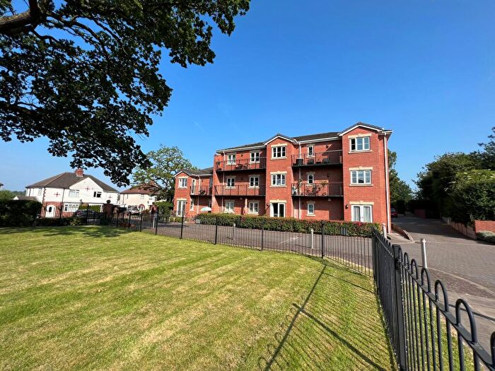 2 Bedroom Flat To Rent In Robina Court, Coundon, CV6