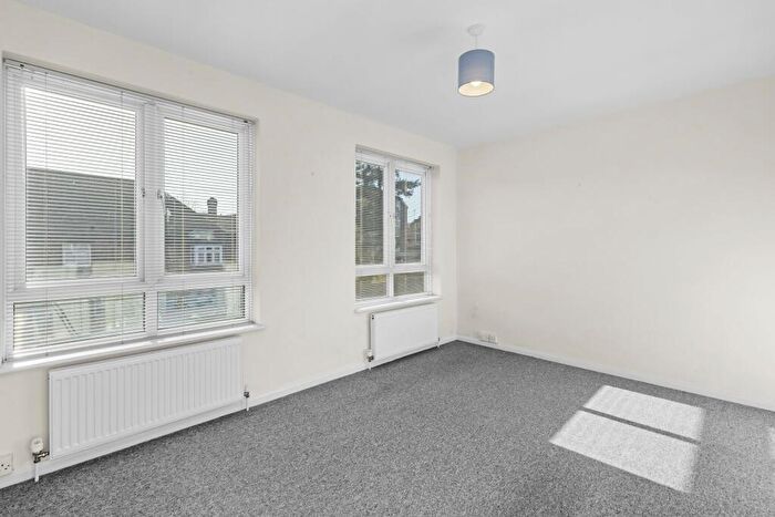 1 Bedroom Flat To Rent In Keymer Road, Hassocks, West Sussex, BN6