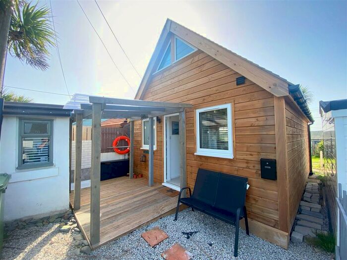 1 Bedroom Detached Bungalow For Sale In Gwithian Towans, Gwithian, Hayle, TR27