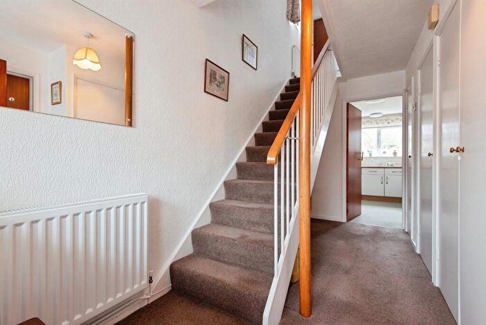 3 Bedroom Semi-Detached House For Sale In Homestead Moat, Stevenage, SG1