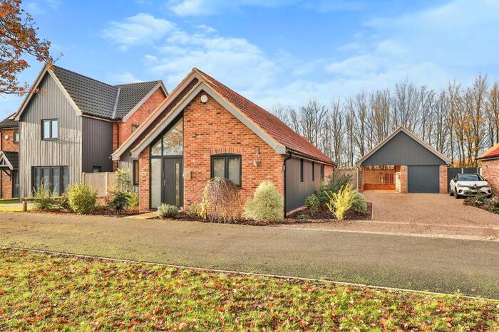 3 Bedroom Detached Bungalow For Sale In Heath Road, Hockering, Dereham, NR20