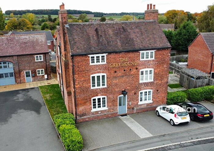 1 Bedroom Apartment For Sale In Wombourne Road, Swindon, Dudley, DY3
