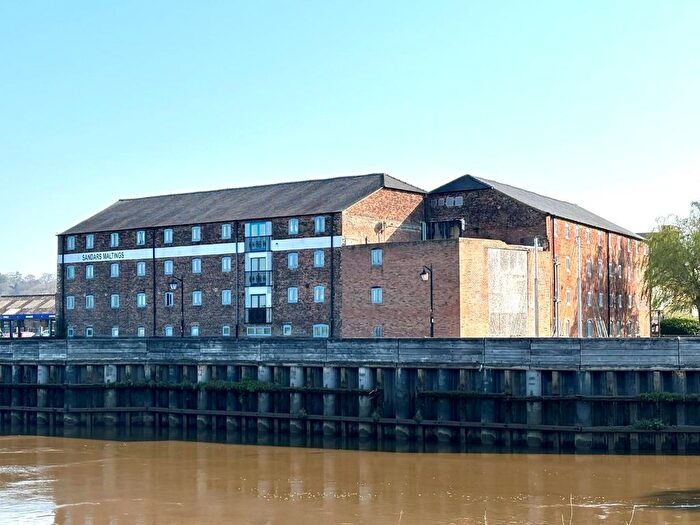 2 Bedroom Flat For Sale In Sandars Maltings, Gainsborough, Lincolnshire, DN21