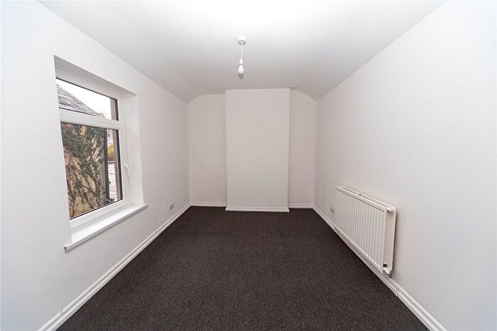1 Bedroom Flat To Rent In Clifton Street, Roath, Cardiff, CF24