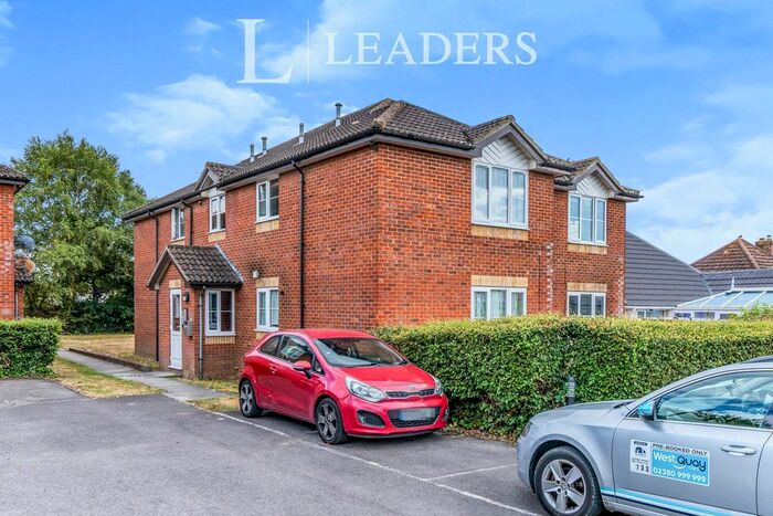 Studio To Rent In Burlington Court, Sholing, Southampton, SO19