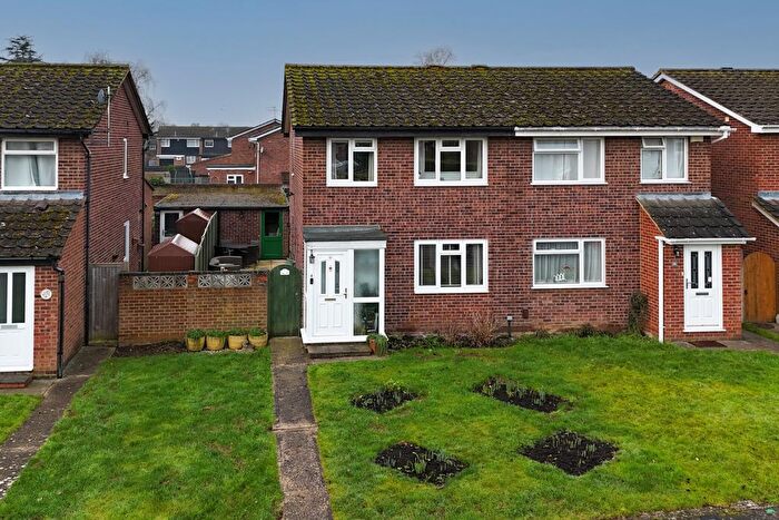 3 Bedroom Semi-Detached House For Sale In Lowbrook Drive, Maidenhead, Berkshire, SL6