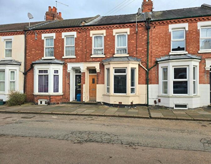 3 Bedroom Terraced House For Sale In Purser Road, Abington, NN1