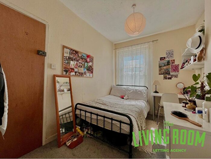 5 Bedroom House To Rent In Coburn Street, Cathays, Cardiff, CF24