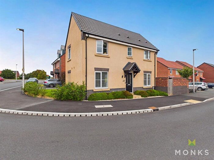 3 Bedroom Semi-Detached House For Sale In Holland Drive, Shrewsbury, SY2