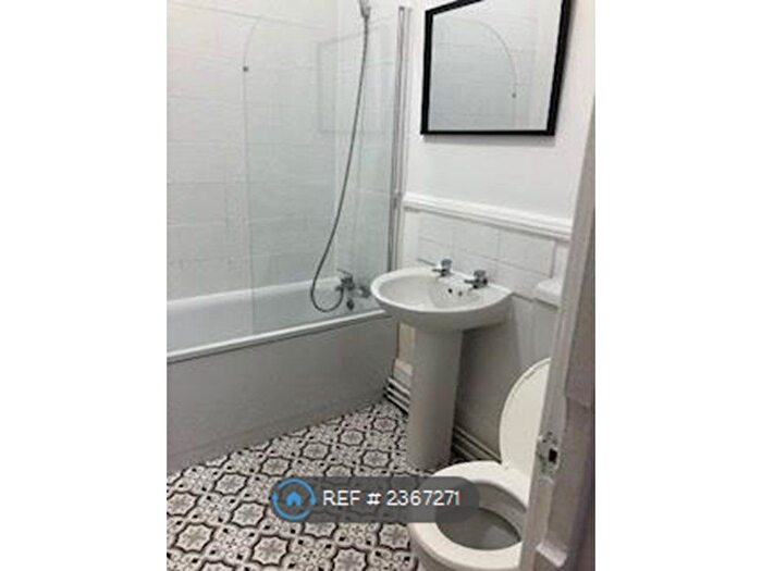 2 Bedroom Flat To Rent In Croxteth Grove, Liverpool, L8