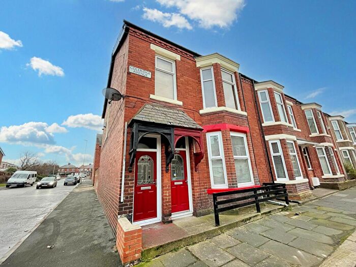 2 Bedroom Flat For Sale In Coleridge Avenue, Westoe, South Shields, Tyne & Wear, NE33