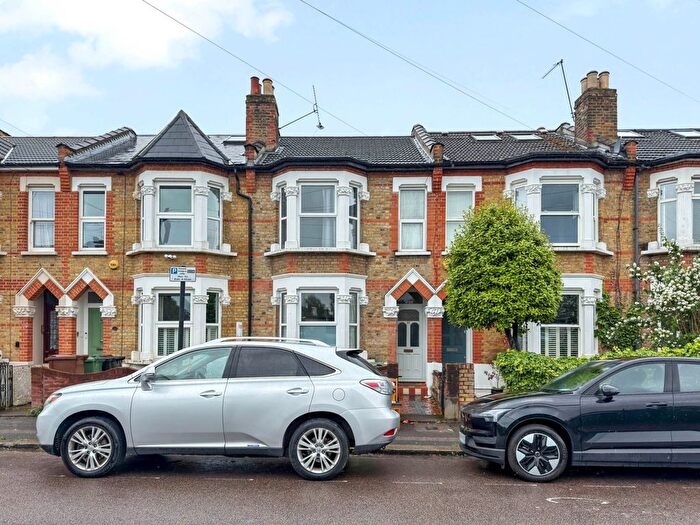 3 Bedroom Terraced House For Sale In Dawlish Road, Leyton, E10