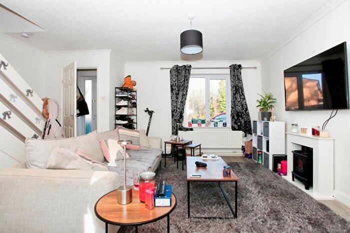 3 Bedroom End Of Terrace House For Sale In Jorose Way, Bretton, Peterborough, PE3