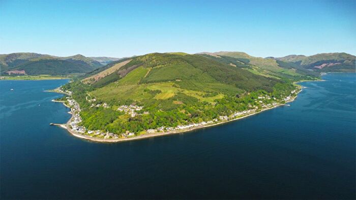 2 Bedroom Detached Bungalow For Sale In Clydeview, Strone, Dunoon, PA23