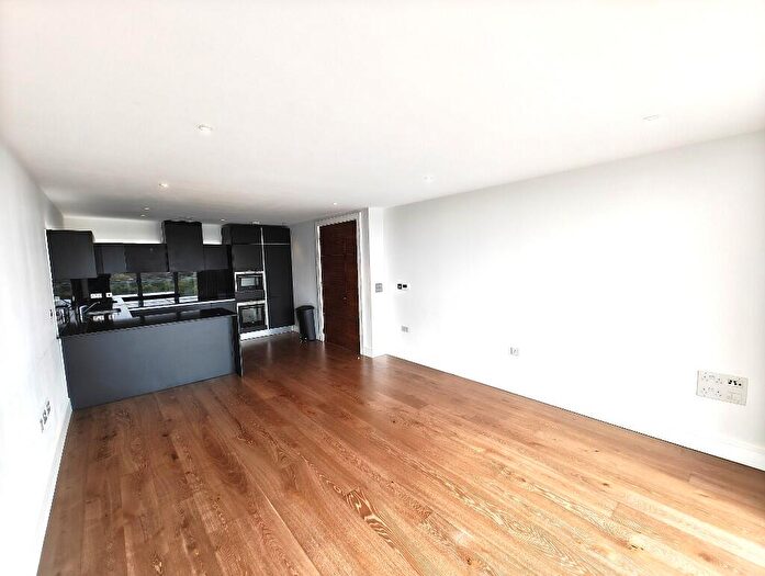 3 Bedroom Apartment To Rent In Wallace Court, Tizzard Grove, London, SE3