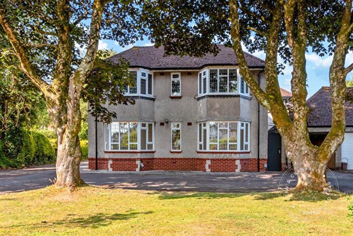 2 Bedroom Flat For Sale In Llantrisant Road, Llandaff, Cardiff, CF5