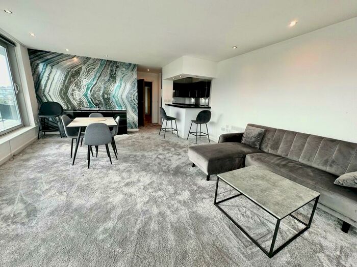 2 Bedroom Apartment To Rent In River Crescent, Waterside Way, NG2