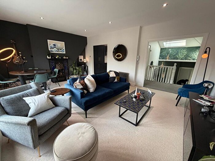 2 Bedroom Flat To Rent In Hornsey Lane Gardens, London, N6