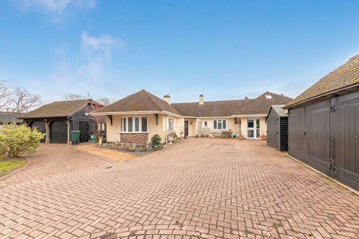 4 Bedroom Detached House For Sale In The Broyle, Shortgate, BN8