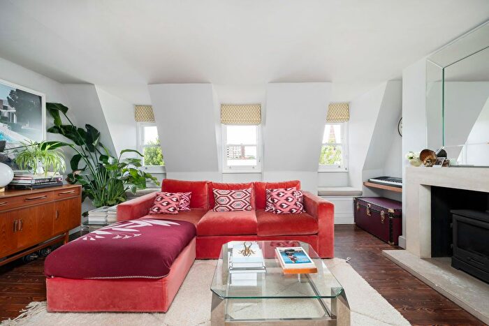 3 Bedroom Property For Sale In Netherwood Road, London, W14