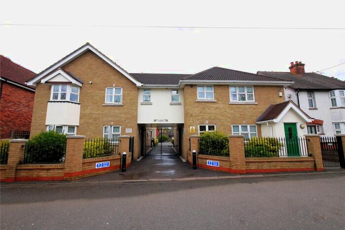 2 Bedroom Apartment To Rent In Wrights Court, Rayleigh Road, Hutton, Essex, CM13