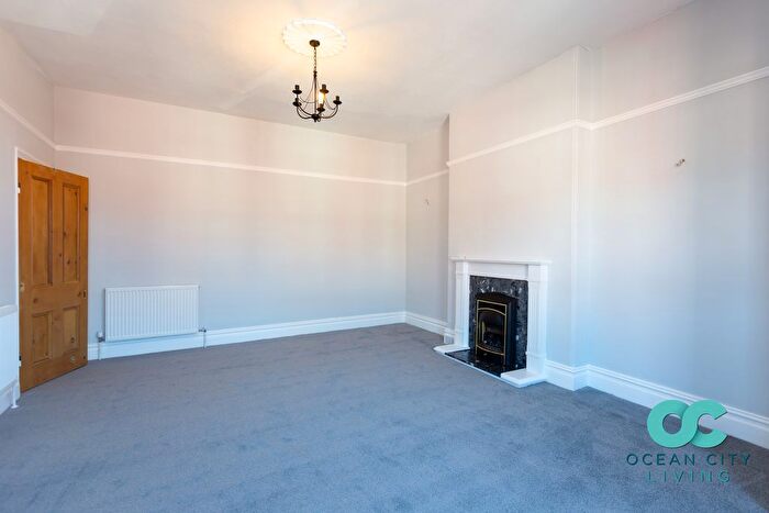 2 Bedroom Flat To Rent In Beechwood Avenue, Plymouth, PL4