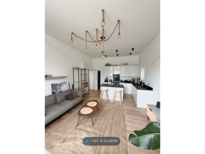 1 Bedroom Flat To Rent In Worple Road, London, SW19