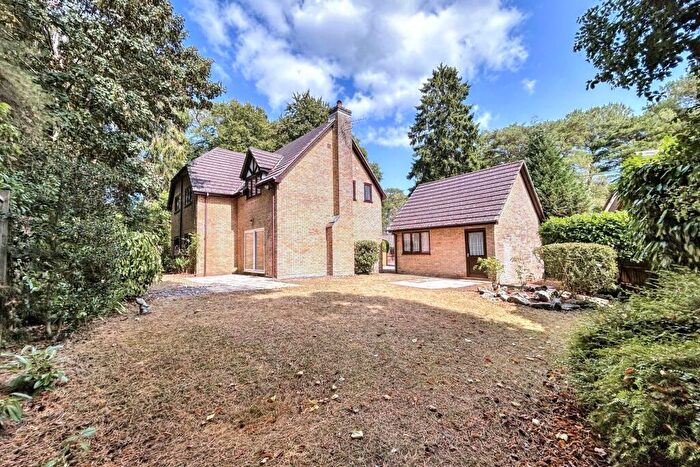 4 Bedroom Detached House For Sale In Sandford, BH20