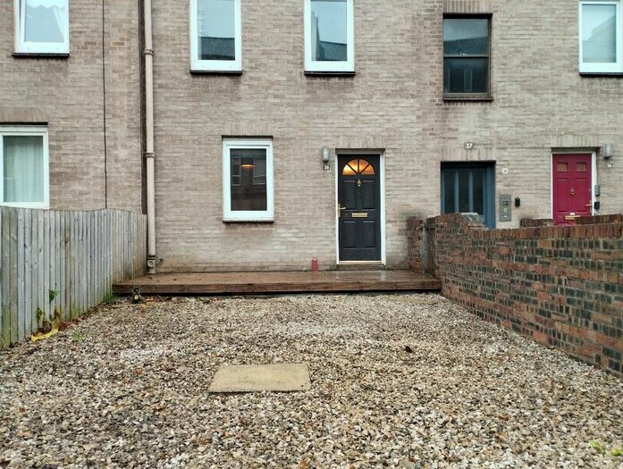 1 Bedroom Flat To Rent In Elgin Terrace, Edinburgh, EH7