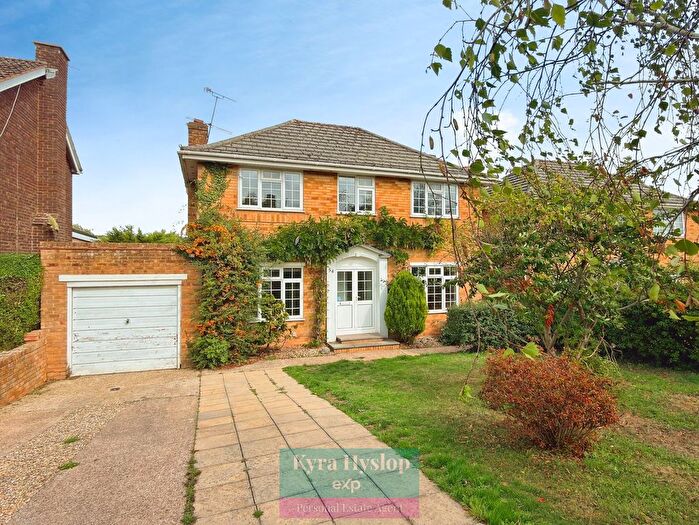 4 Bedroom Detached House For Sale In Rosebarn Lane, Exeter, EX4