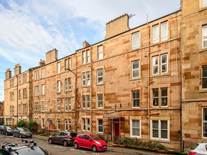 1 Bedroom Flat To Rent In Caledonian Crescent, Dalry, Edinburgh, EH11