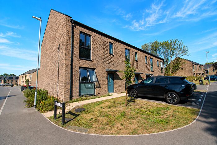 3 Bedroom Semi-Detached House For Sale In Sycamore Lane, Broadstairs, CT10