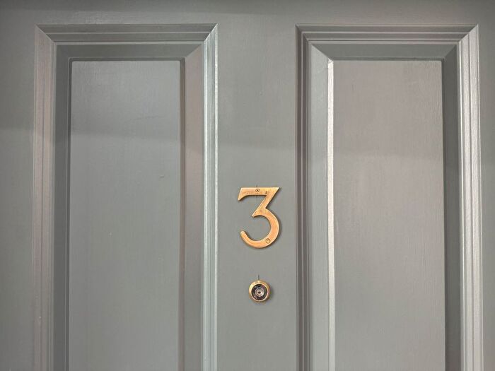 2 Bedroom Flat To Rent In Somerset Terrace, Scarborough, North Yorkshire, YO11