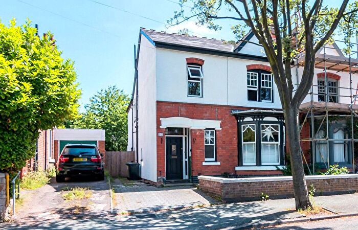 4 Bedroom Semi-Detached House For Sale In Woodfield Avenue, Penn, Wolverhampton, West Midlands, WV4