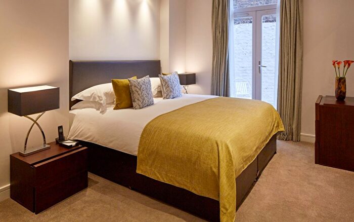 2 Bedroom Flat To Rent In Harrington Road, London, SW7