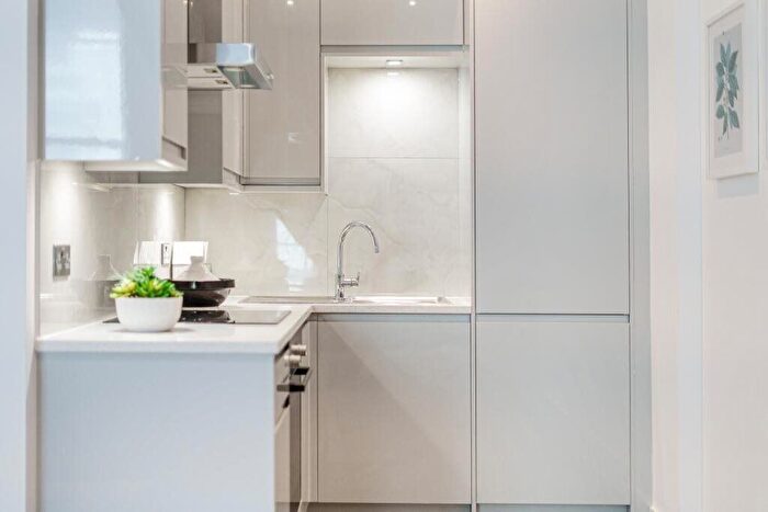 1 Bedroom Flat To Rent In Garway Road, London, W2