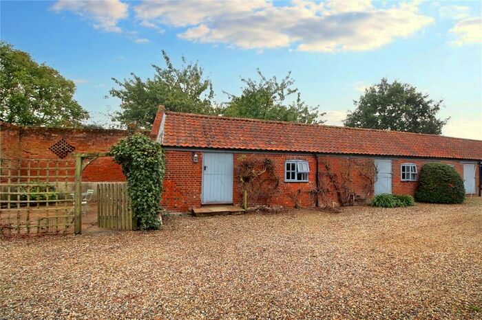 1 Bedroom Barn Conversion To Rent In Bramerton Road, Surlingham, Norwich, Norfolk, NR14