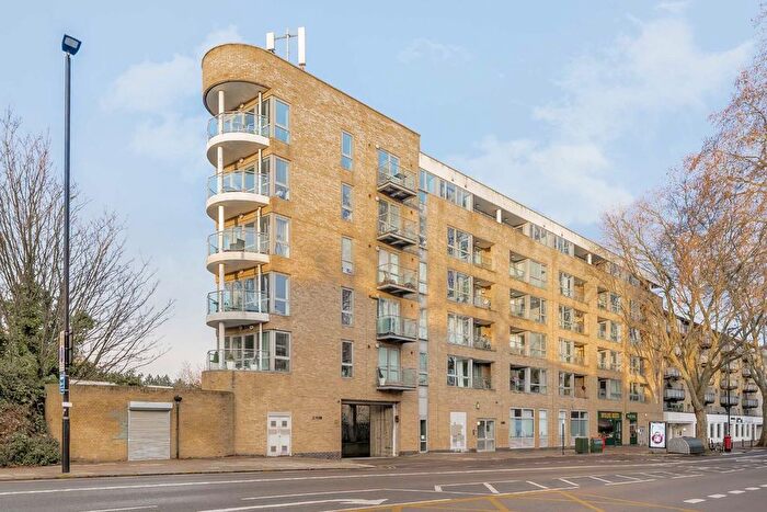 2 Bedroom Flat To Rent In Chiswick High Road, Chiswick, W4