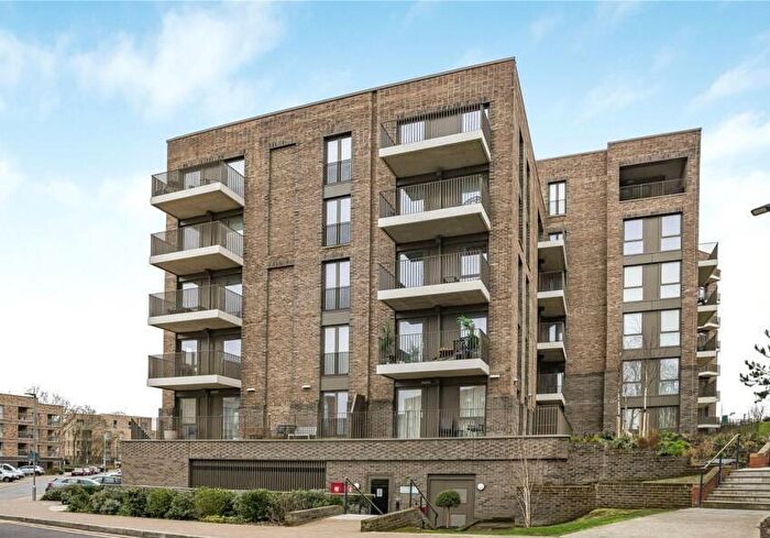 2 Bedroom Apartment For Sale In Medawar Drive, Mill Hill, NW7